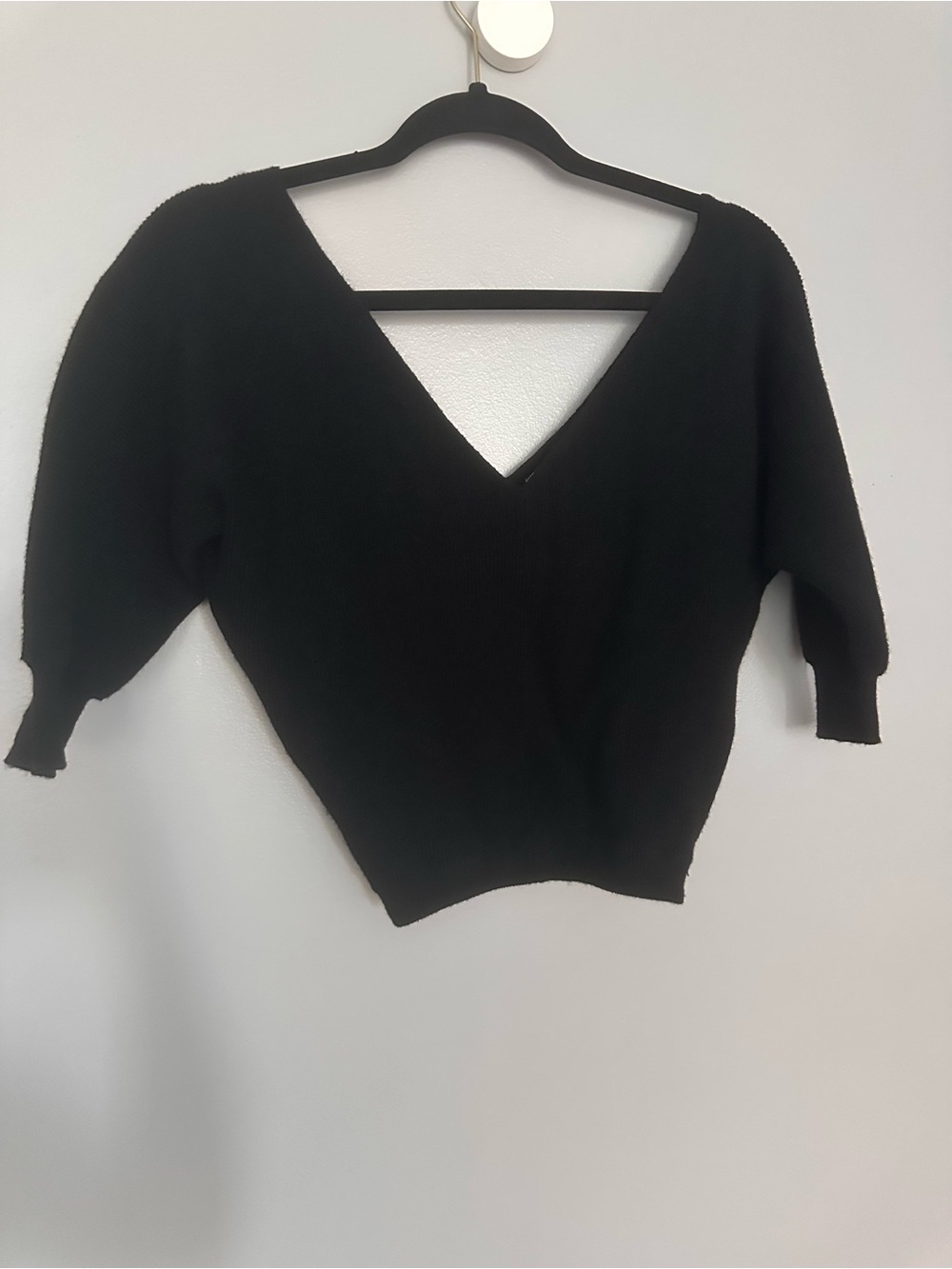 Charlotte Russe Black V-Neck Cropped Sweater